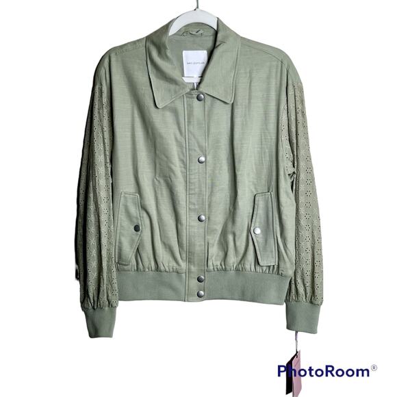 Avec Les Filles Jackets & Blazers - Avec les Filles Embroidered Sleeve Bomber Jacket Size Medium Green Sea Grass NWT